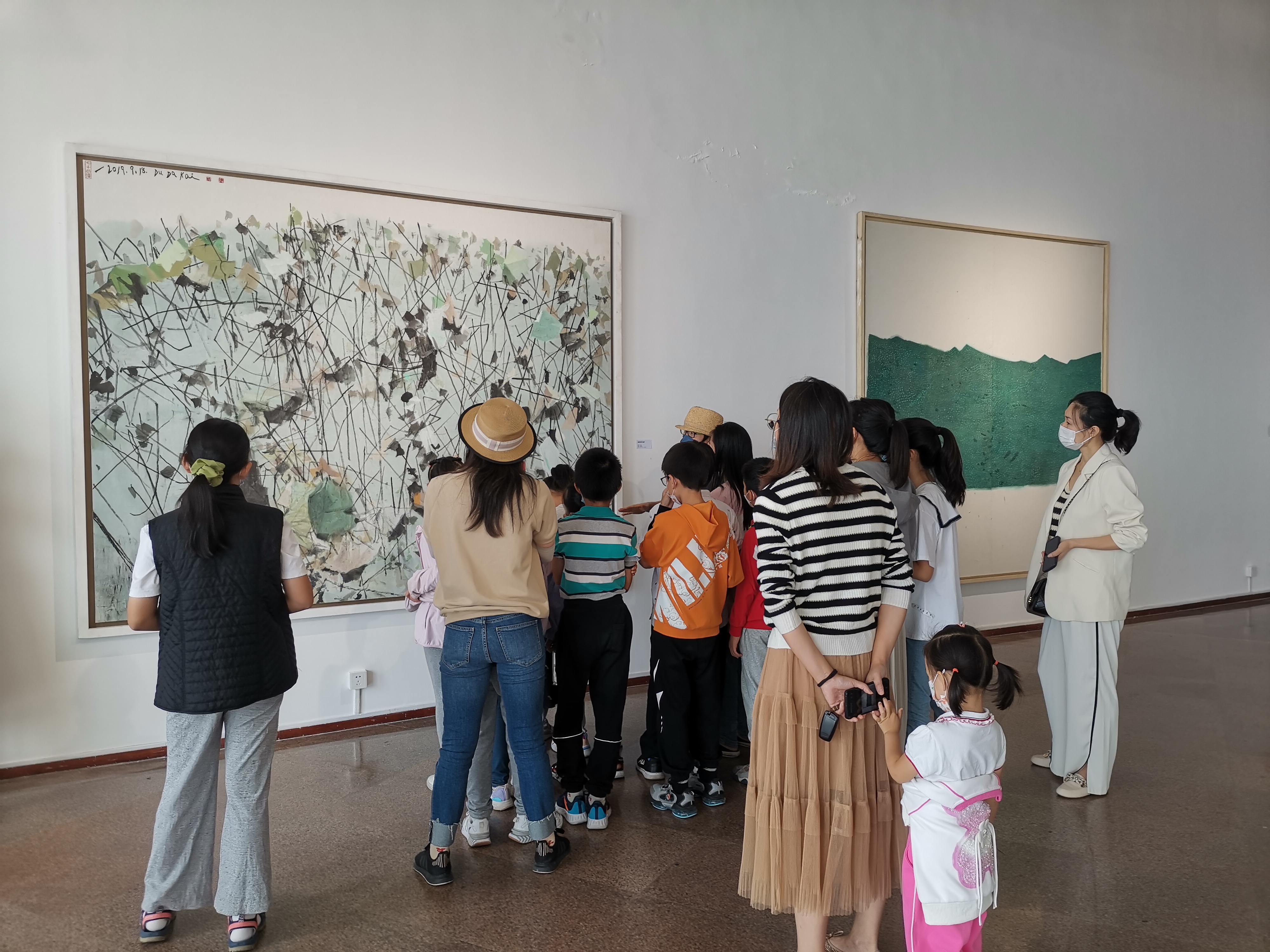 20221101-青蓝之梦·华体会网页版美术学院雕塑绘画作品邀请展-雕塑系-现场1.jpg