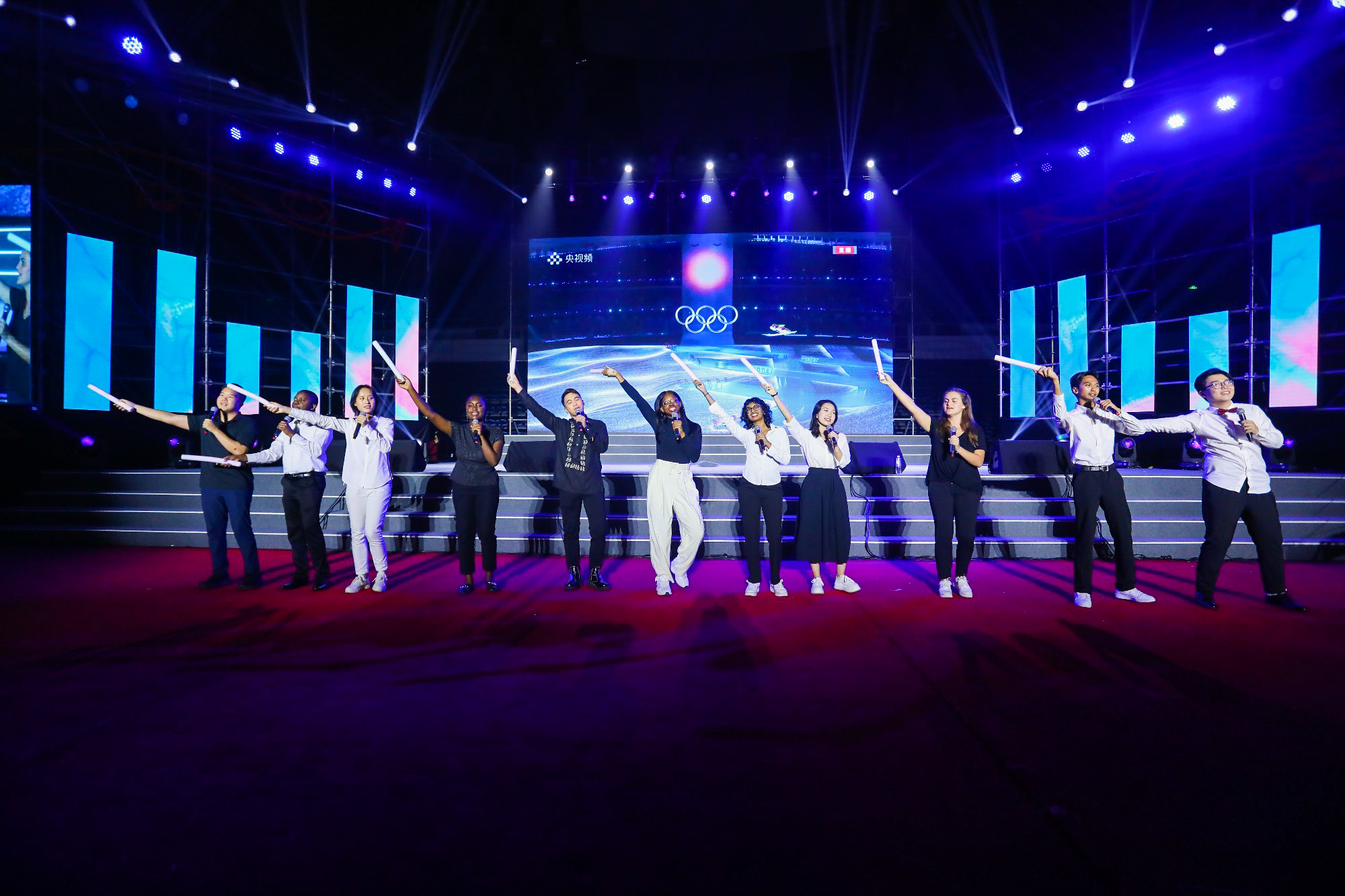 20230622-华体会网页版2023年毕业晚会-清大嘉艺-歌曲《We are the Word》.jpg