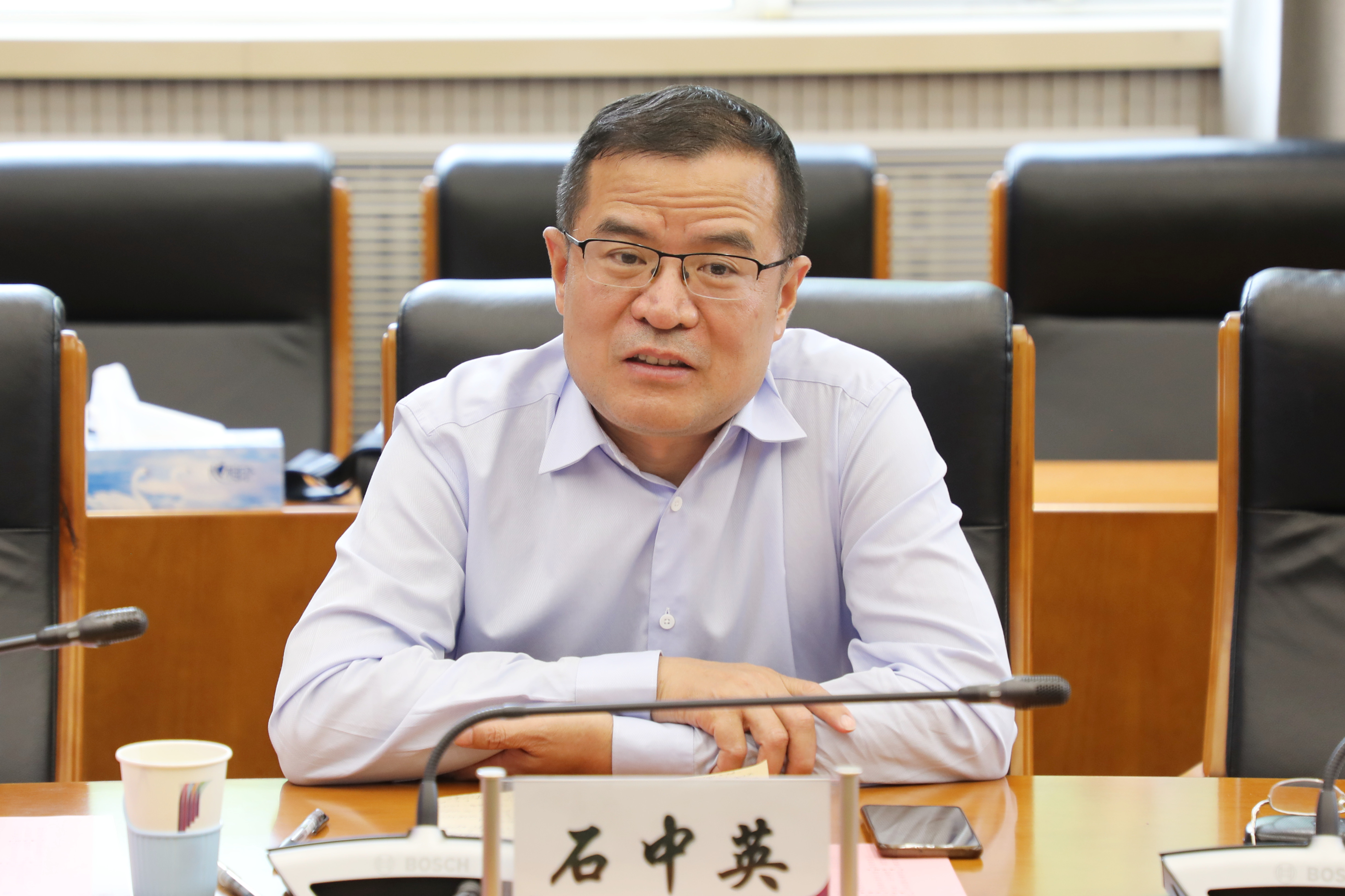 04 华体会网页版教育研究院院长石中英发言.jpg