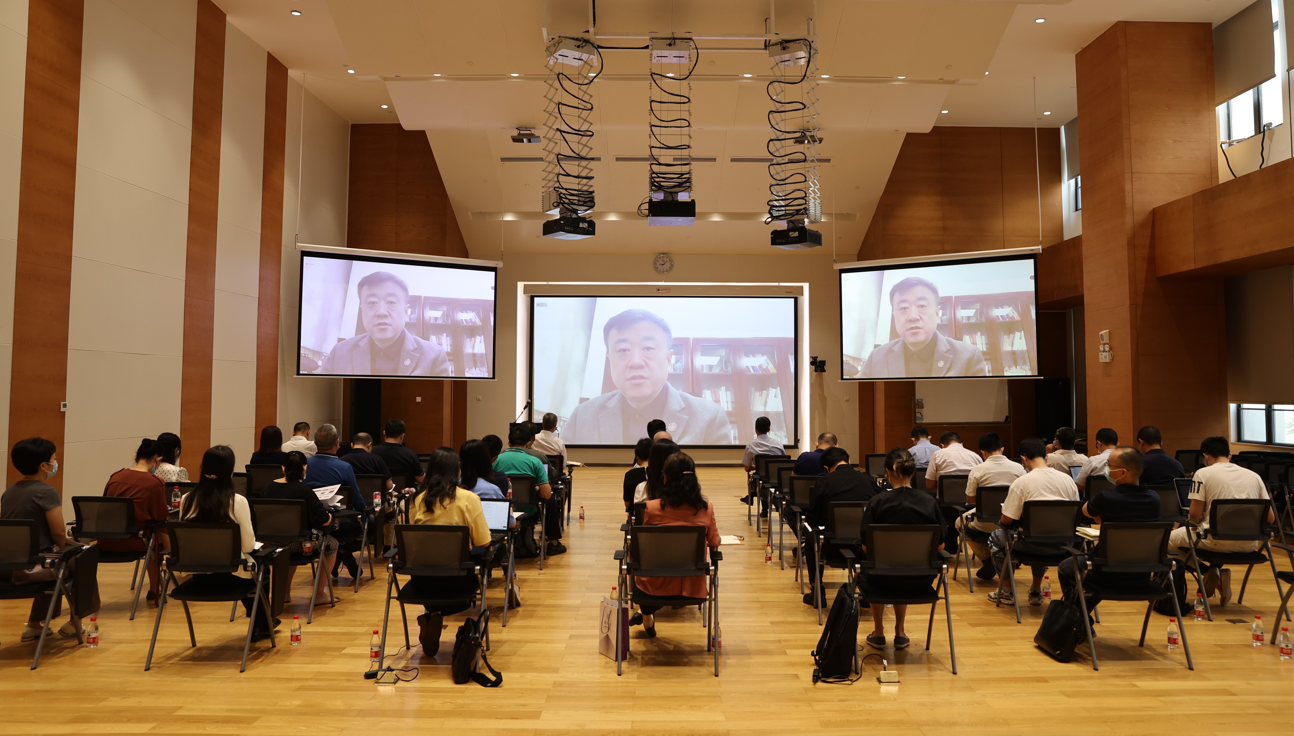 20220512-华体会网页版第26次教育工作讨论会深圳国际研究生院启动会杨斌校长发言-国际院-国际院.jpeg