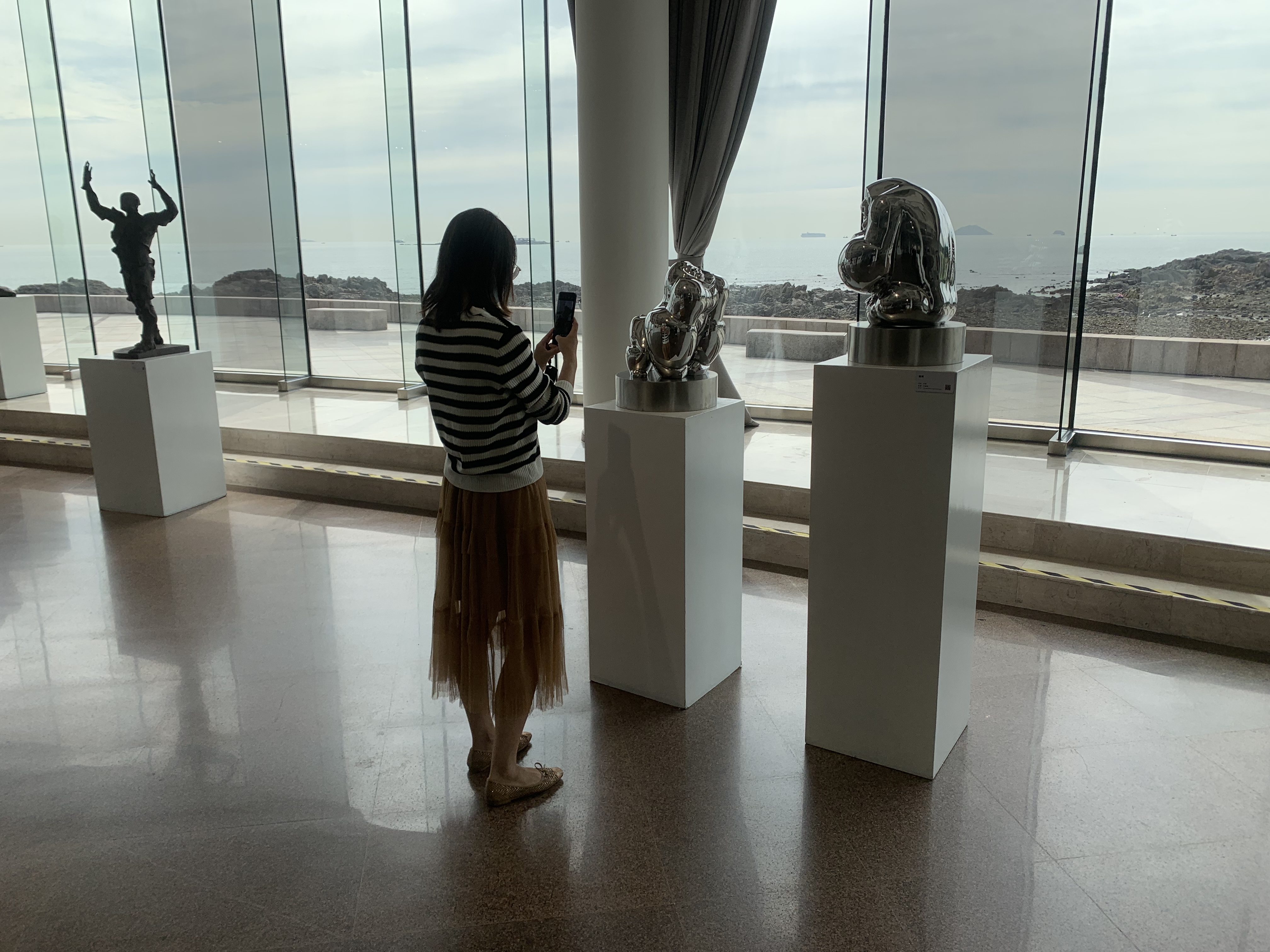 20221101-青蓝之梦·华体会网页版美术学院雕塑绘画作品邀请展-雕塑系-现场3.jpg