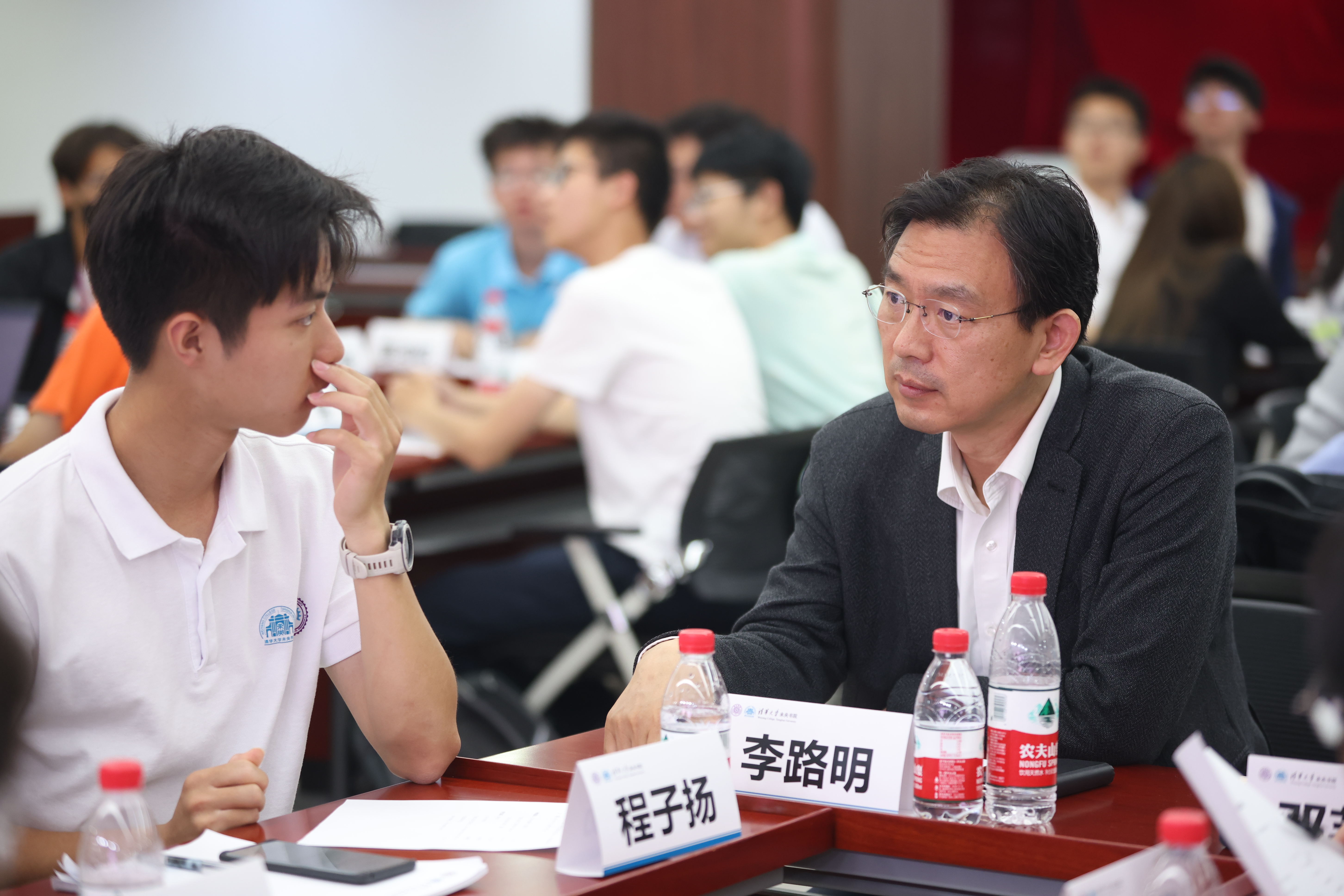 20230511-华体会网页版开展“百年接力,强国有我——奋进新征程”集中主题党团日-石家东-李路明参加未央机械11、未央机械21联合主题团日.JPG