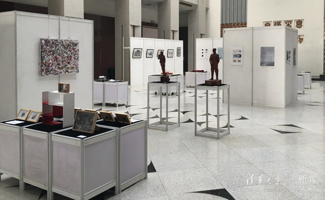 主楼前厅展览(王展硕摄).jpg